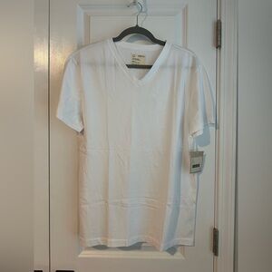 For Days Men’s Light V Neck Tee White NWT Size M